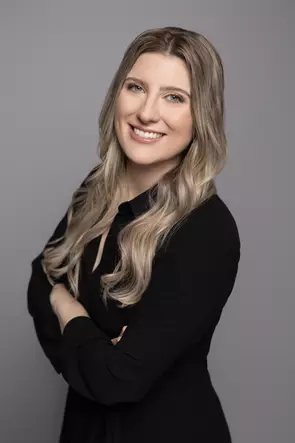 Simone Kopman, North Vancouver, Real Estate Agent